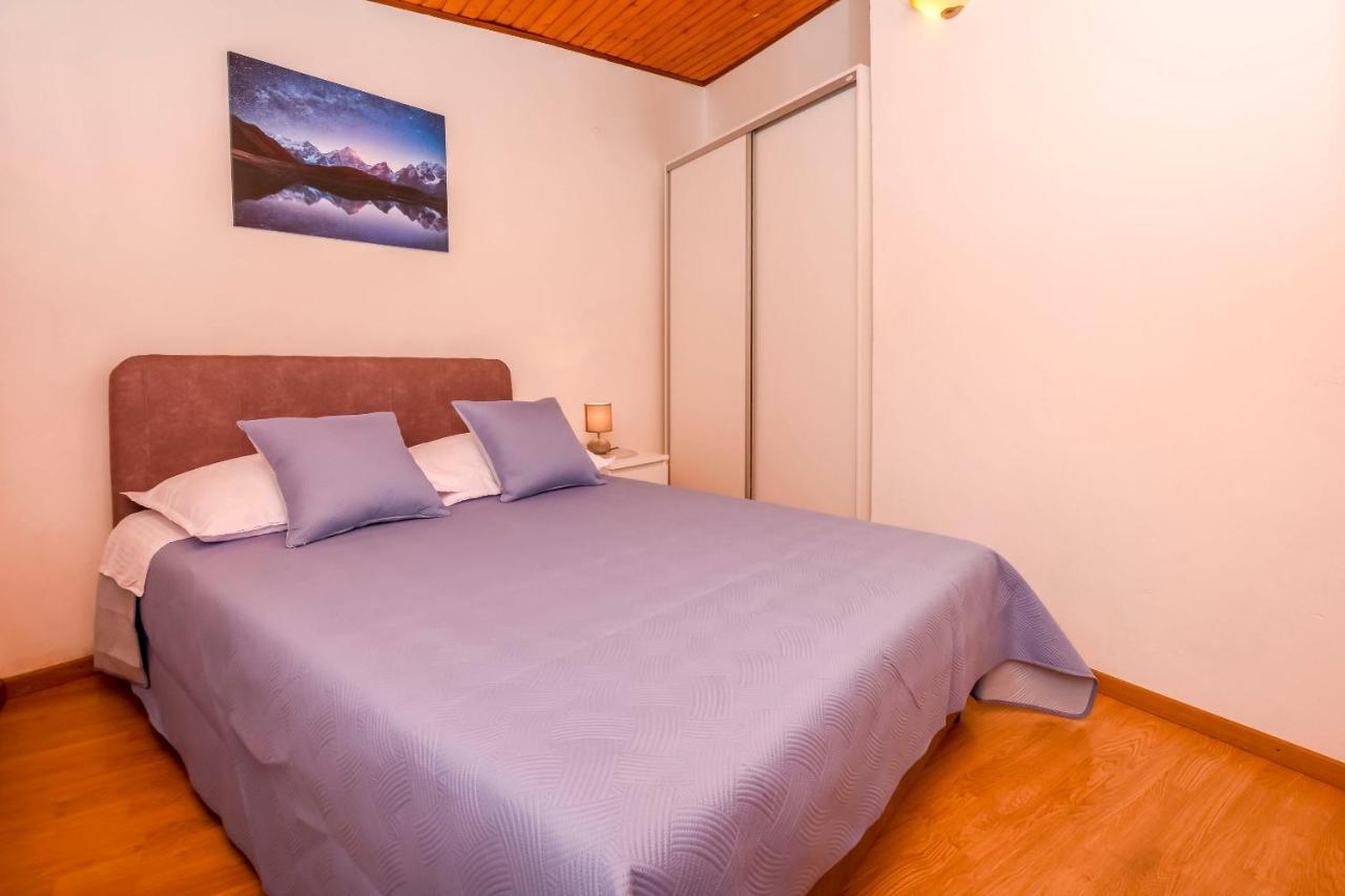 Apartment Mira Primošten Екстериор снимка