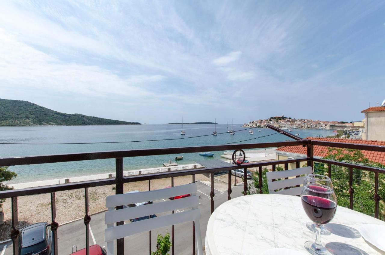 Apartment Mira Primošten Екстериор снимка